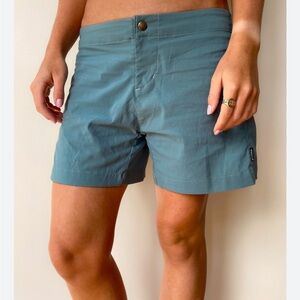 Prana Flat Front Side Pocket Shorts Size Medium Steel Blue